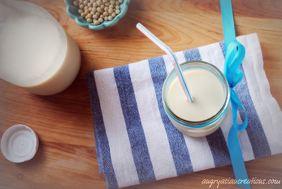 Homemade Organic Soy Milk
