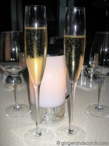 Vu's Restaurant - Jumeirah Emirates Towers