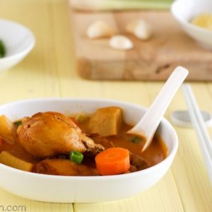 Vietnamese chicken curry soup